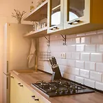 Olive House Rezo * هفار