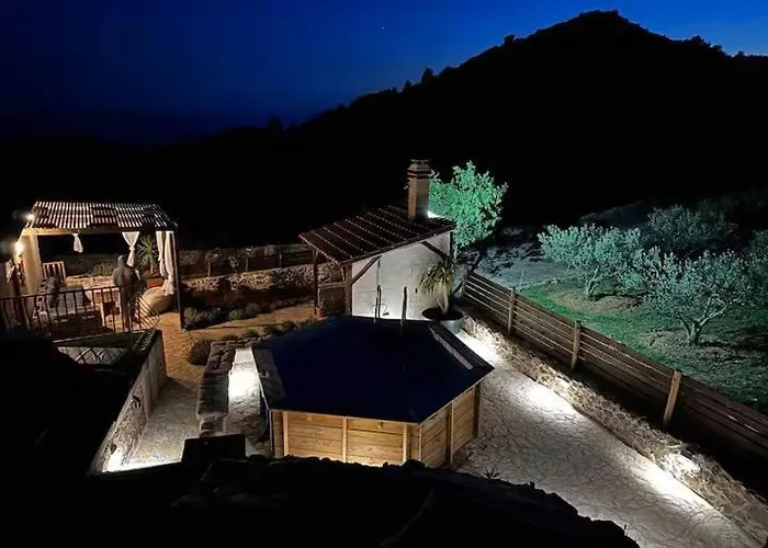 Olive House Rezo * Hvar Town