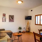 Olive House Rezo בית נופש *