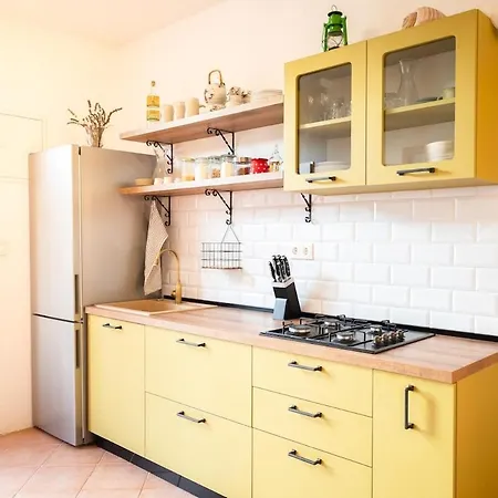 Olive House Rezo Holiday home