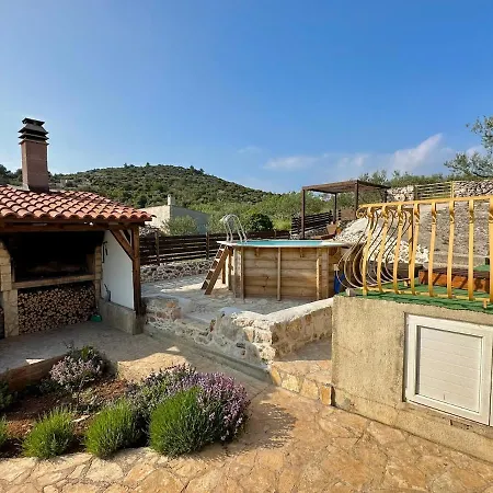 Olive House Rezo *